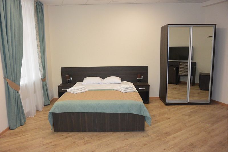 Стандартный 2-местный (полутороспальная кровать)